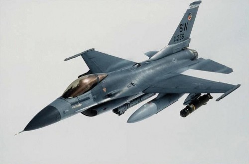 Syrie: les frappes US de soutien aux rebelles modérés, un moyen d’abattre Assad ?
