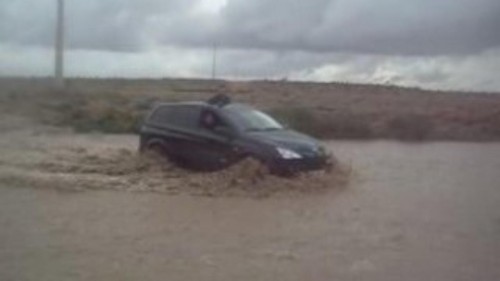 Djelfa : Une femme tuée et un bébé porté disparu dans la crue d'un Oued