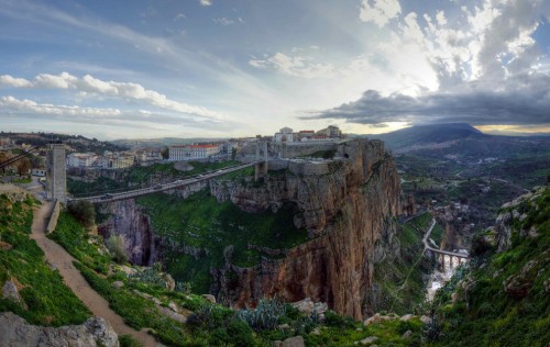 Buzzfeed : 31 raisons de ne surtout pas aller en Algérie...