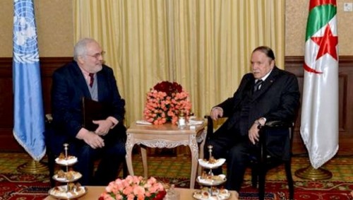 Le président Bouteflika reçoit l'envoyé personnel du secrétaire général de l'ONU pour le Sahara Occidental