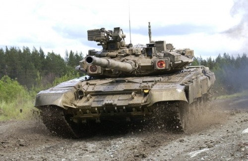 Syrie: Les chars russes T-90 pour combattre Daesh dans la région d’Alep