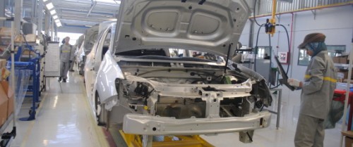 Un nouveau modèle sortira en 2016 de l'usine Renault d'Oran