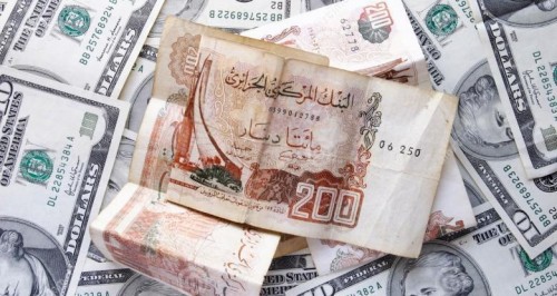 Le dinar poursuit sa chute