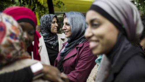Islamophobie : Une jeune femme voilée agressée à Marseille (France)