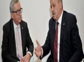 Sellal : l'Algérie accorde un traitement "digne et humain" aux migrants