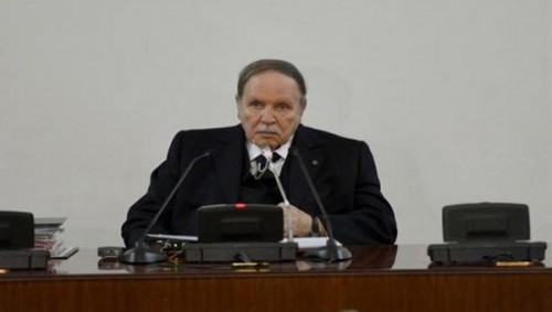 Bouteflika : La révision de la Constitution constituera "un grand moment" dans la vie politique et institutionnelle