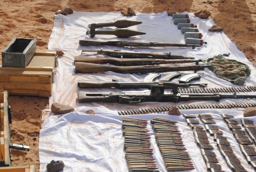 Découverte d'une cache d'armes et de munitions près de Tin Zaouatine( Tamanrasset)