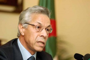 Hamrouche : L’Algérie a besoin de toutes les composantes de la société pour impulser à nouveau sa construction