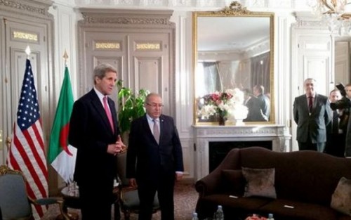 Kerry salue l’Algérie pour son "leadership" dans la résolution des crises maghrébo-saheliennes
