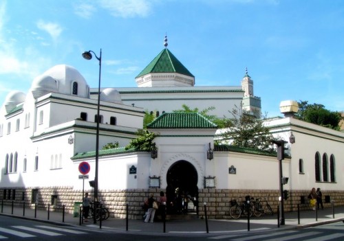 L'Algérie entame la procédure de réappropriation de la Grande mosquée de Paris