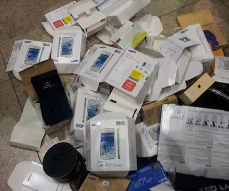 L'armée saisit 5.775 téléphones portables à Biskra et El-Oued