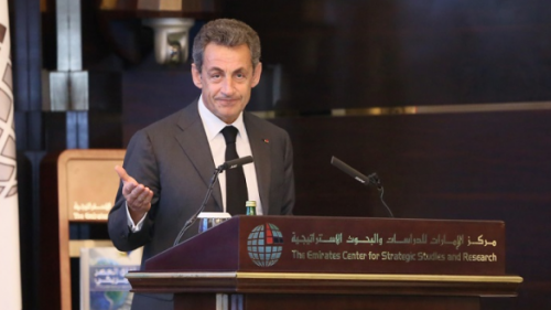 Sarkozy éructe de nouveau sa haine de l'Algérie