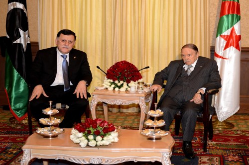 Bouteflika reçoit le président du Conseil présidentiel de Libye