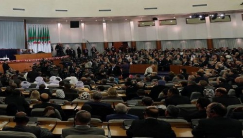Révision de la constitution : Bouteflika convoque les deux chambres du parlement pour mercredi prochain