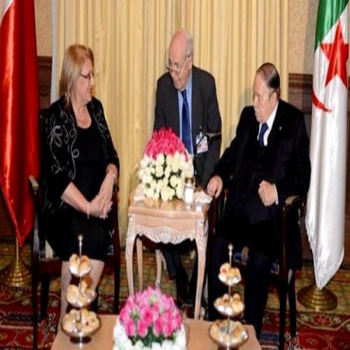 Bouteflika s'entretient avec la présidente de Malte