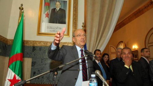 Alain Juppé est arrivé à Alger