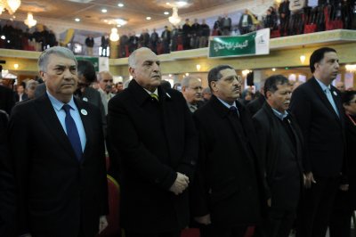 Benflis rend public son livre blanc sur "les objectifs inavoués" de la révision de la constitution