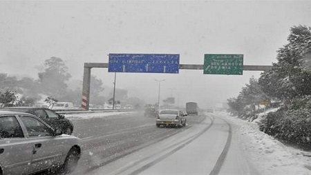 Résultat de recherche d'images pour "neige algerie"
