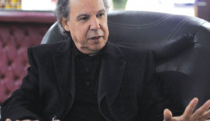 Mokrane Ait Larbi : Chakib Khelil sera le futur président de la république