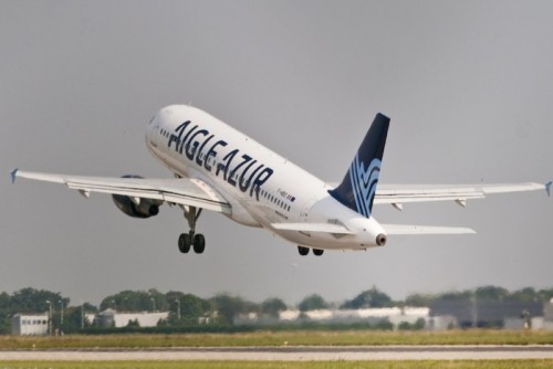 Les pilotes d’Aigle Azur appellent à une grève de six jours en mai
