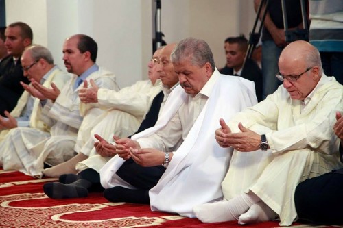 Bensalah, Ould Khelifa et Sellal accomplissent la prière d’Aïd El-fitr à la Grande mosquée d’Alger