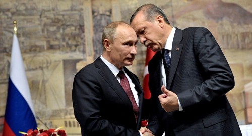 Erdogan à Poutine: "merci de m'accueillir en cette période délicate"