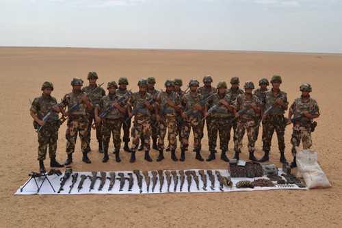 Découverte de deux caches d'armes et de munitions à Tamanrasset
