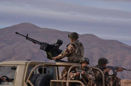 Trois terroristes se livrent aux autorités sécuritaires à Adrar