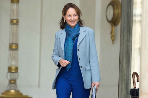Ségolène Royal à Alger pour participer au 15 Forum International de l’énergie