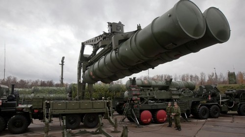Moscou menace d’abattre tout missile menaçant la Syrie